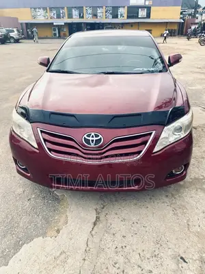 2011 Toyota Camry LE Red