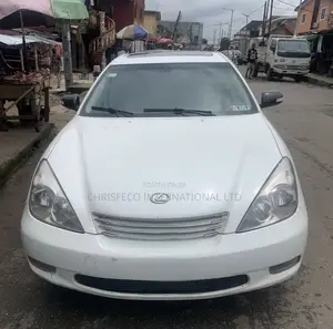 Lexus ES 300 2004 Fari