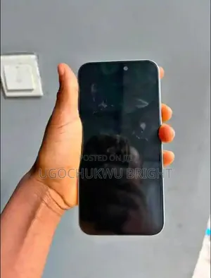 Apple iPhone 15 Plus 256GB Baki