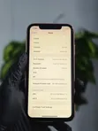 Apple iPhone XR 64GB - 3