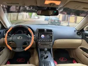 Lexus IS 2006 Orange