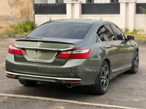 Honda Accord EX Sedan 2015 - Kore