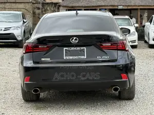 Lexus IS 2014 Black F-Sport