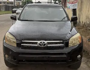 Toyota RAV4 Limited 2008 Baki