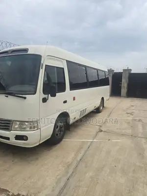 Toyota Coaster 2018 Fari