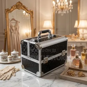 Professional Makeup Box - Baki & Azurfa