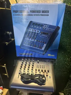 Yamaha Professional 4-Channel Powered Mixer
