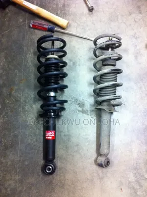 Rear Shock Absorber na Honda Accord 2018
