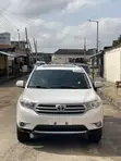 Toyota Highlander 2011 White - 1