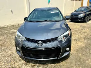Toyota Corolla Sport 2015