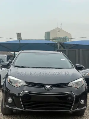 2014 Toyota Corolla S Sedan - Direct Belgium