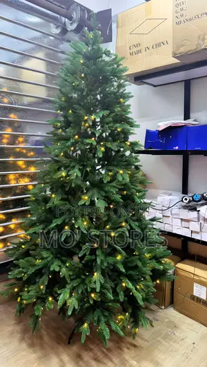 6ft Pre-Lit Green Christmas Tree