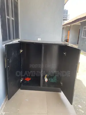 Kayan Dafa Abinci na Kitchen da aka Yi Amfani da su don Siyarwa a Oke-Odo Tanke