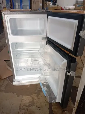 Hisense Firij Mai Ƙofa Biyu