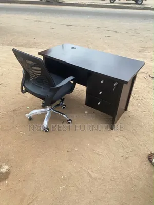 Boss Office Products Office Table and Chair Set - Brand New