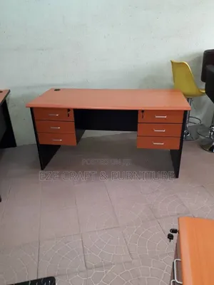 NAD 5ft Table na Ofishin