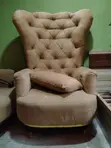 Babban Alatu Mai Kujerar Hannu Mai Button Tufted - 1