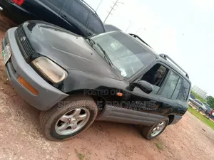 Toyota RAV4 2000 Black