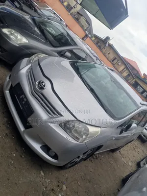 Toyota Verso 1.8 2010 Silver