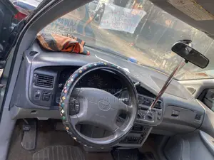 Toyota Sienna CE 2001 Grey