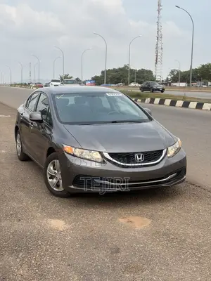 Honda Civic 2014 Grey - Amfani Da Aka Yi A Kasashen Waje