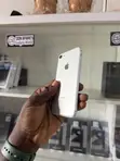 Apple iPhone 7 32GB Silver - 4
