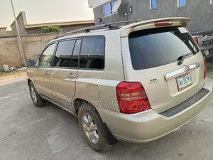 Toyota Highlander 2004 Gold - Na Najeriya