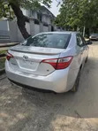 Toyota Corolla 2017 SE - Launin Azurfa - 2