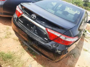 Toyota Camry 2016 Baki