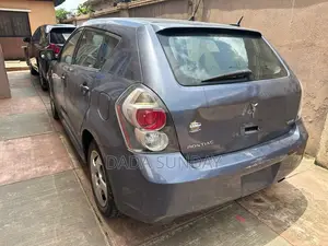 Pontiac Vibe 2010 Shuɗi