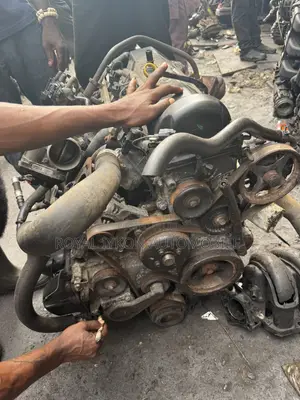 Cikakken Injini na Ford E-250 V8