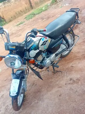 TVS HLX 125 2023 Baki