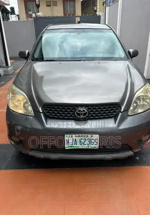 Toyota Matrix 2004 Grey