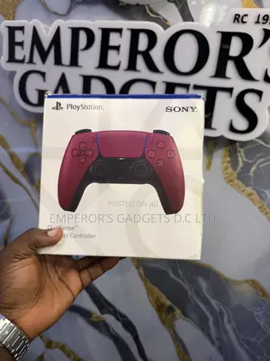 PlayStation 5 DualSense Controller