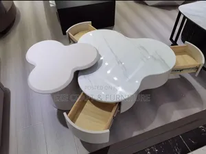 Octopus Center Table na Kayi