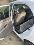Toyota Corolla Sedan Automatic 2003 White - 2