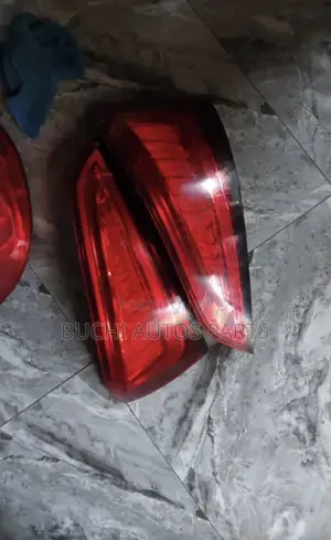 Set na Fitilar Baya na Volkswagen Audi Q5 2013