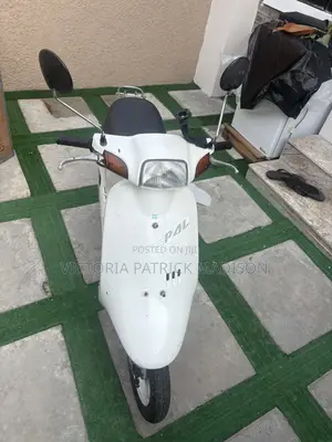 Honda Today 2005 Scooter - White