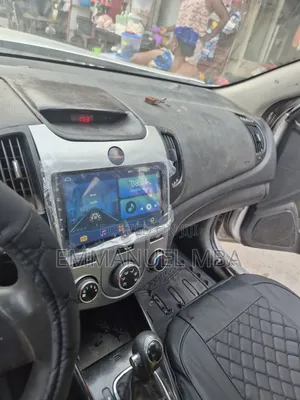 Kia Cerato 2010 Android Screen with CarPlay