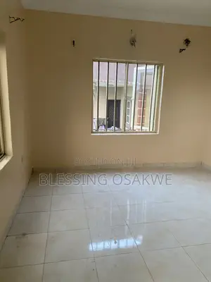 3 Bedroom Block of Flats don haya, Ajah