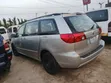 Toyota Sienna 2004 Silver - 3