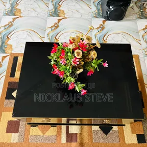 Home Interiors Square Center Table - An Amfani