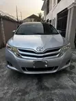 Toyota Venza 2013 Silver - 1