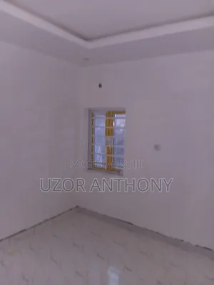Wurin Zama Mai Dakuna 2 da Kayayyaki a Freedom Estate, Ikorodu don Hayar