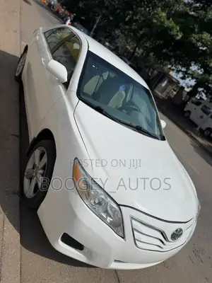 Toyota Camry 2010 Fari