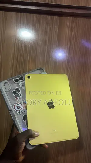Apple iPad Air (2022) 64GB Yellow