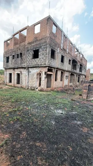 2-Bedroom Block of Flats don sayarwa a Idemili