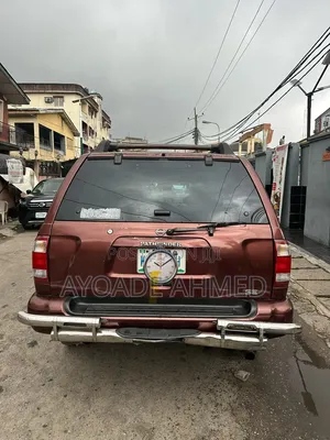 Nissan Pathfinder 2001 Jaka Ja