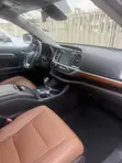 Toyota Highlander 2018 Gray - 2