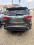 Toyota Highlander 2018 Gray - 3